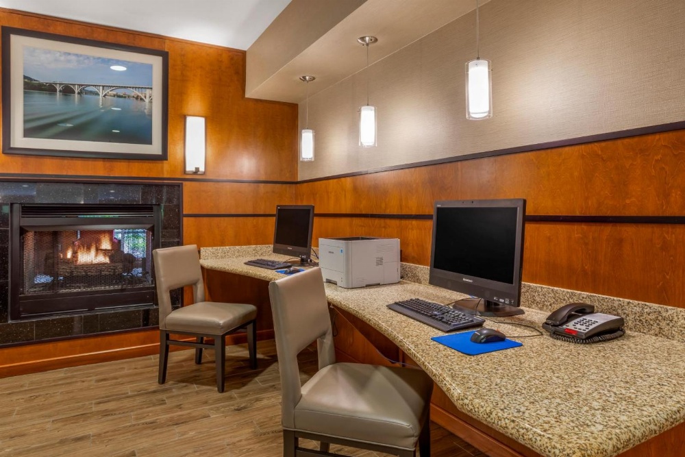 Comfort Suites North Main image